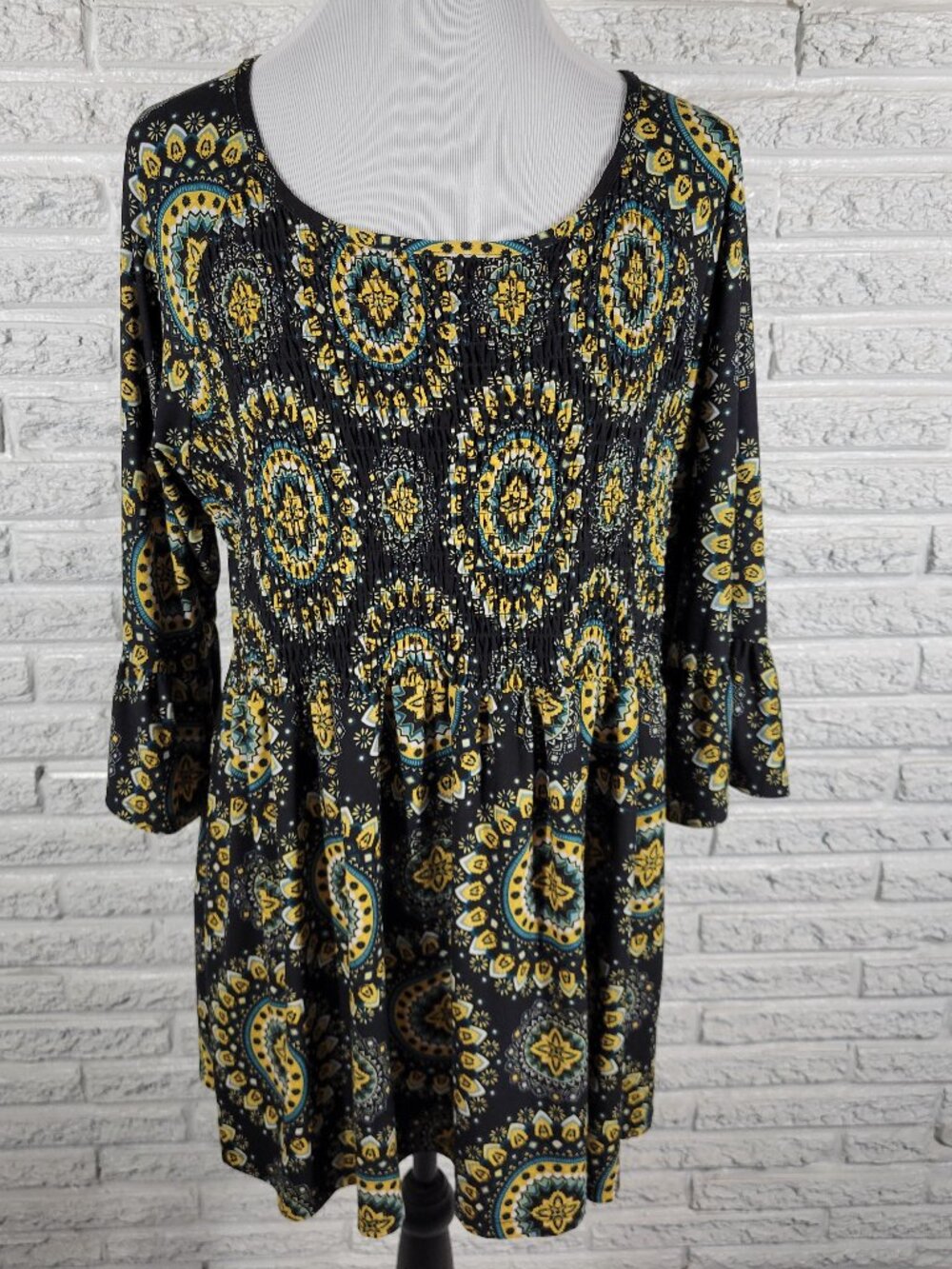 Bobbie Brooks Women Tunic Blouse 2X Plus Size Geometric Bell Smocked GEO107XE